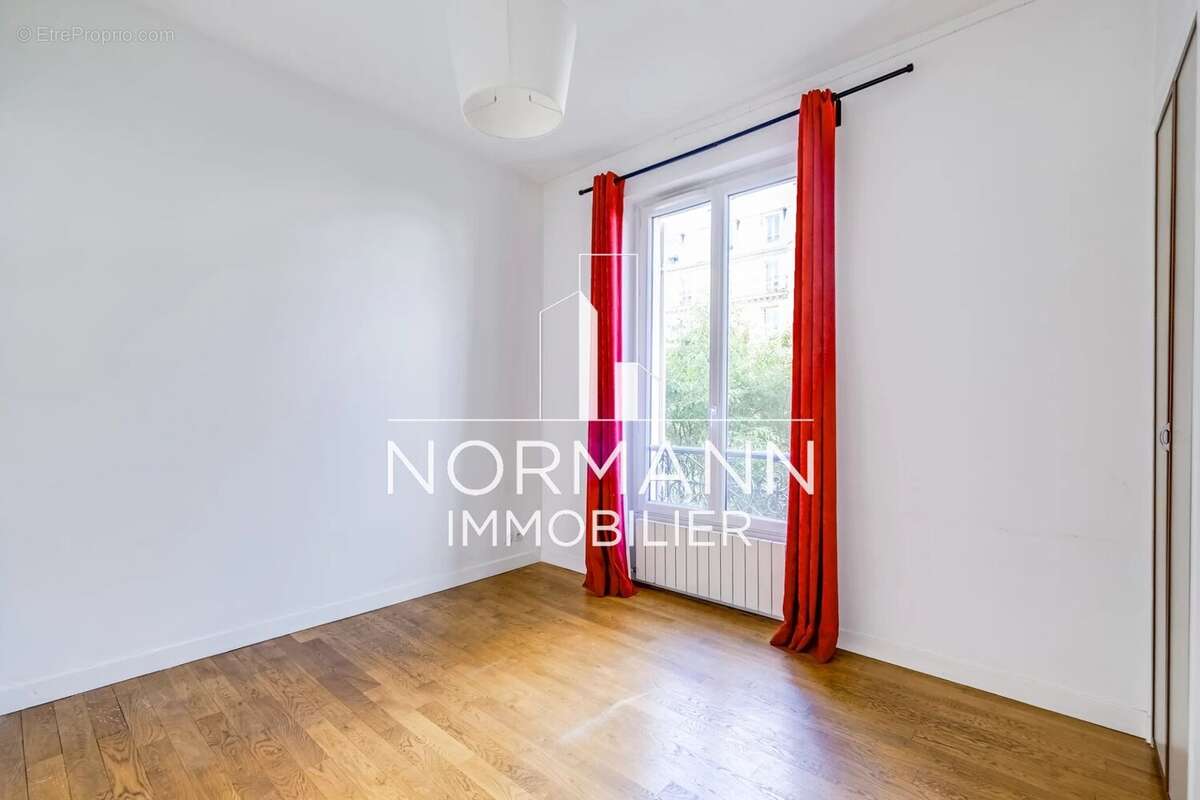 Appartement à LEVALLOIS-PERRET