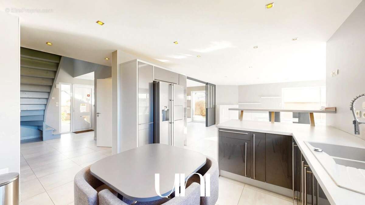 Maison à OUISTREHAM