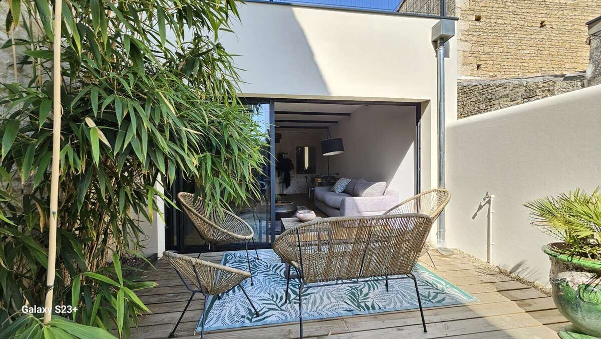 Maison 85 m² à Niort  - photo 2