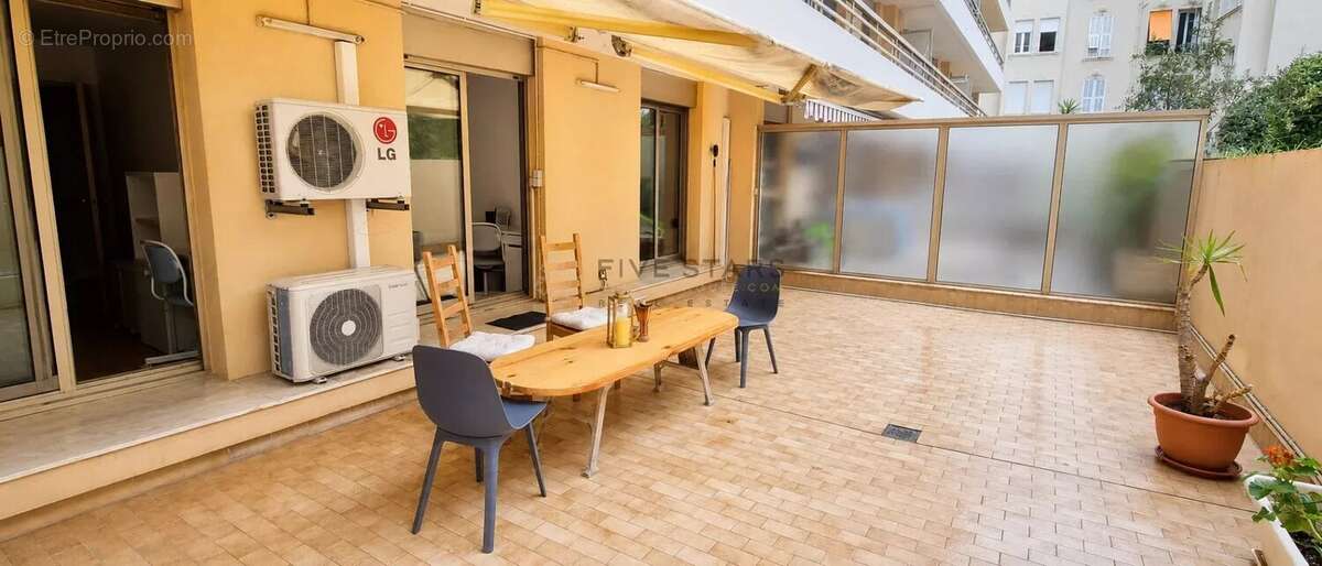 Appartement à NICE