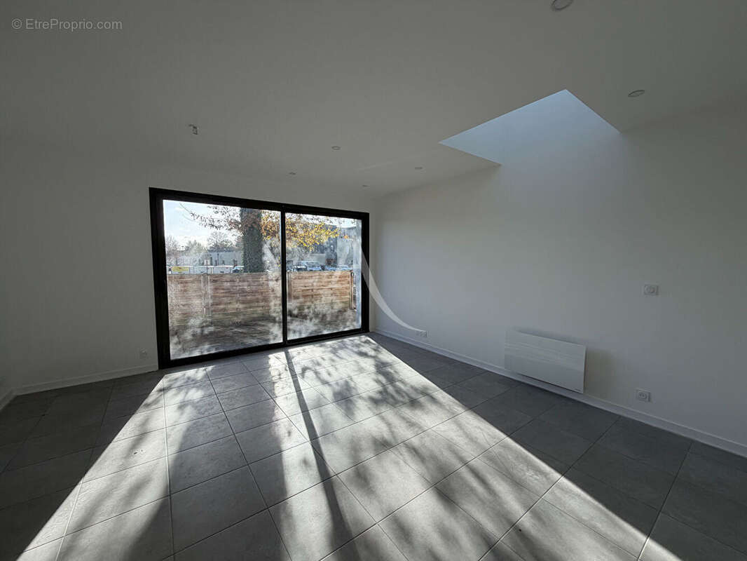 Appartement à SAINT-SYLVAIN-D&#039;ANJOU