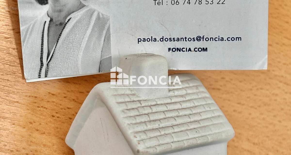 Appartement à LA LONDE-LES-MAURES