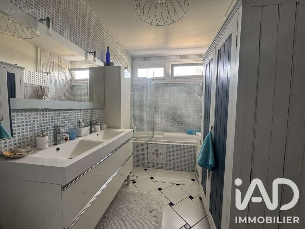 Photo 6 - Appartement à COMPIEGNE