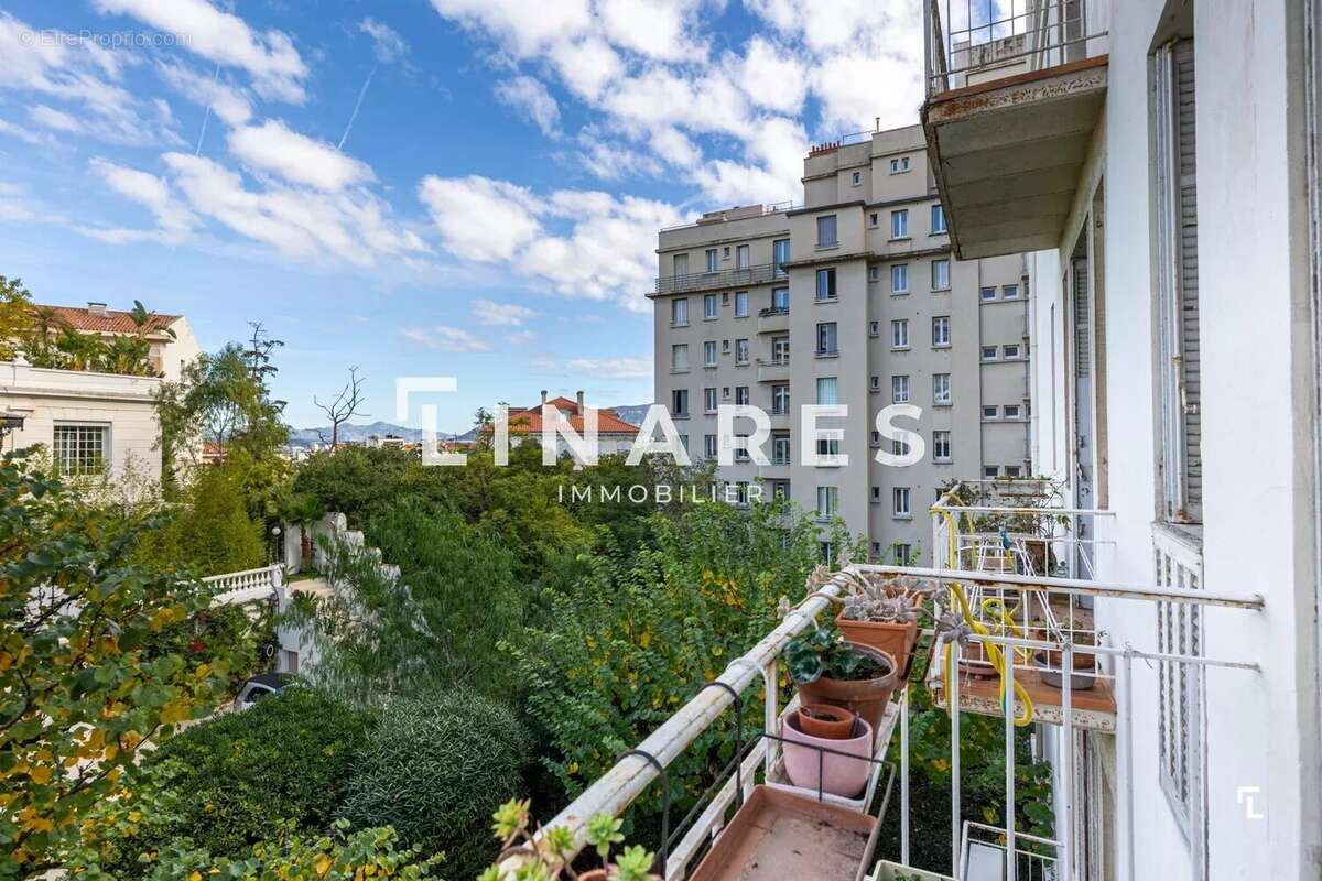 Appartement à MARSEILLE-8E