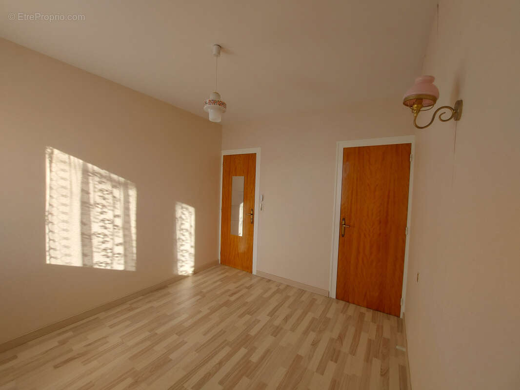 Maison à LES HERBIERS