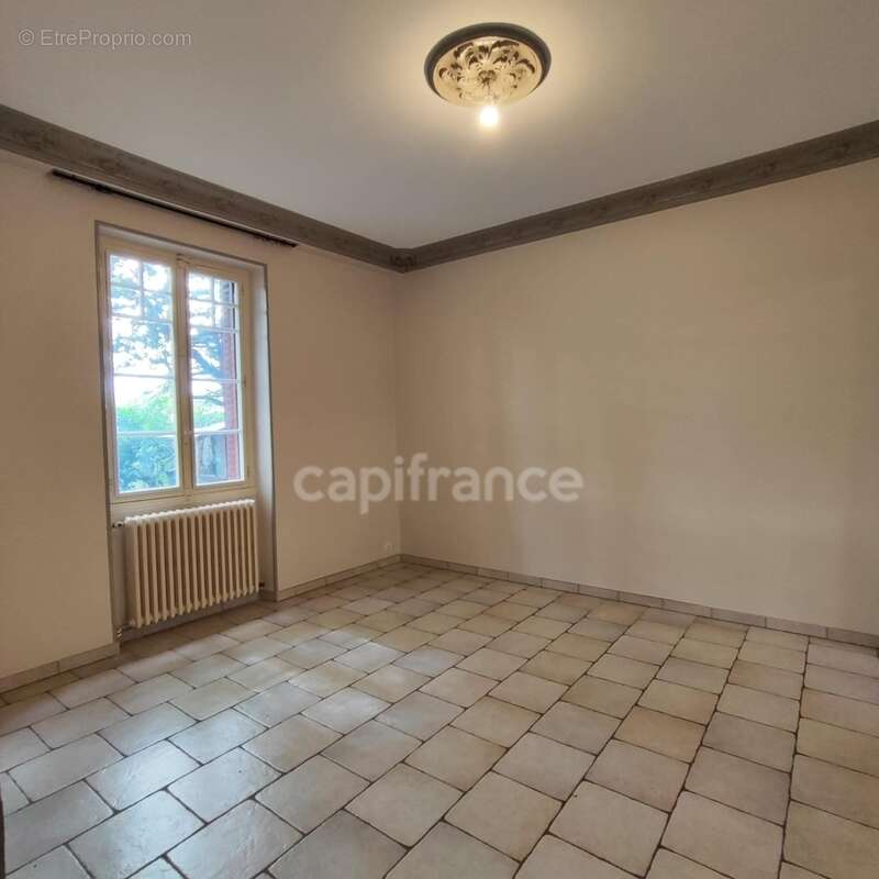 Maison à LES AVENIERES