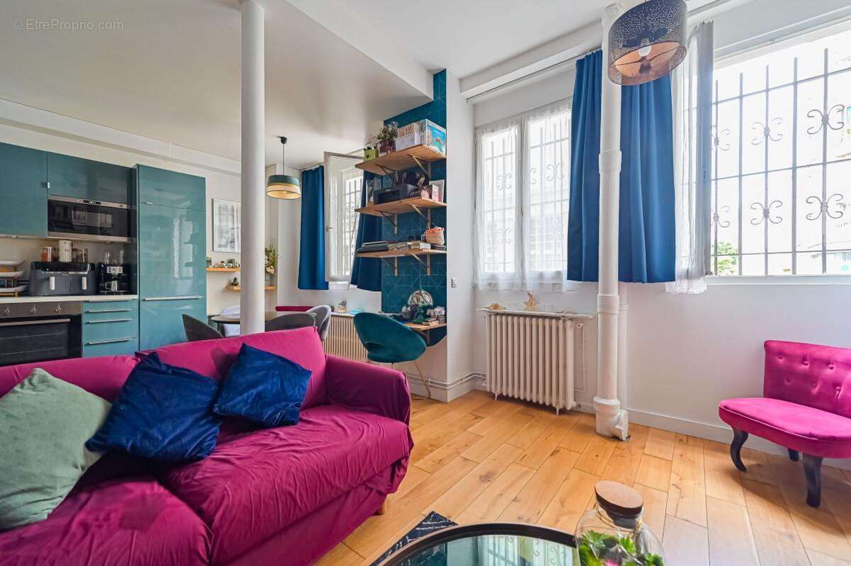 Appartement à PARIS-18E