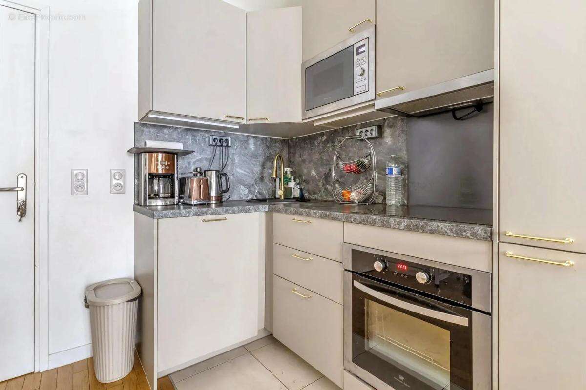 Colombes : Élégant T4 avec Double Balcon - photo 6