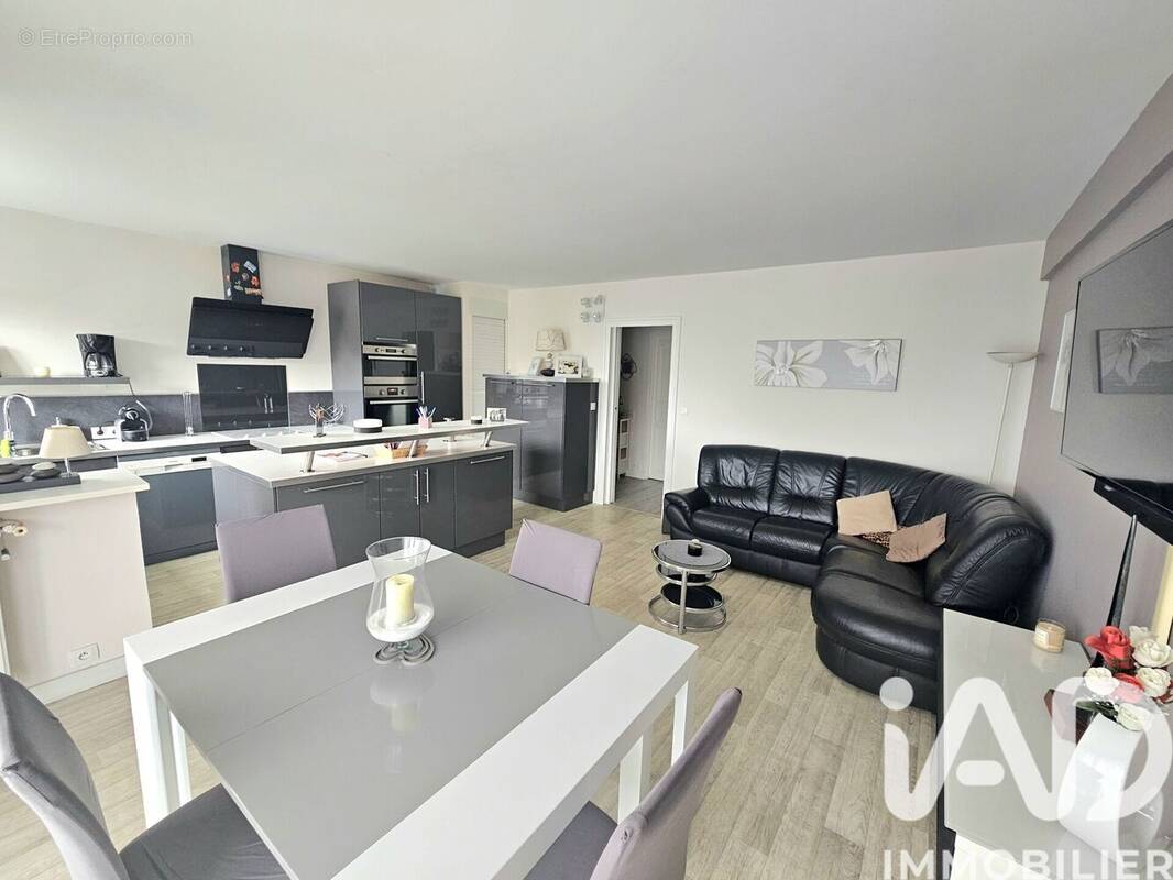 Photo 1 - Appartement à LE PORT-MARLY
