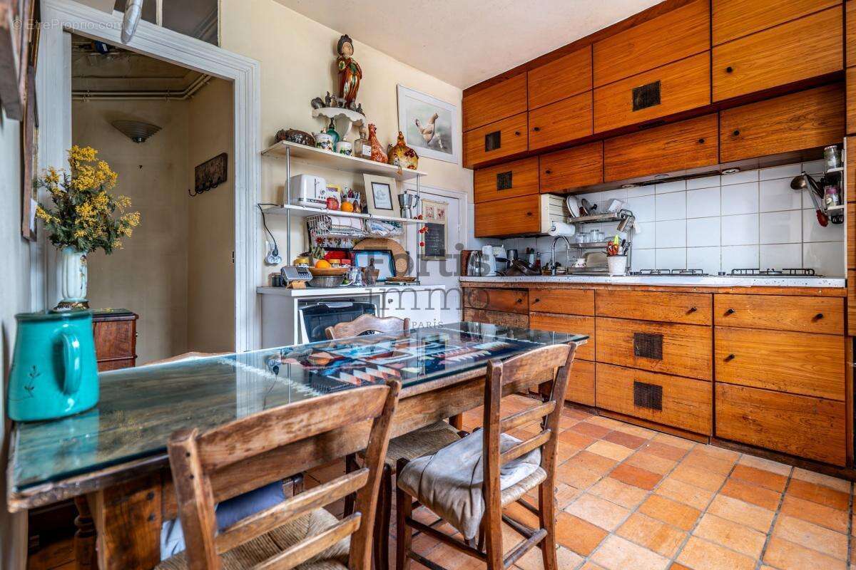 Appartement à PARIS-6E