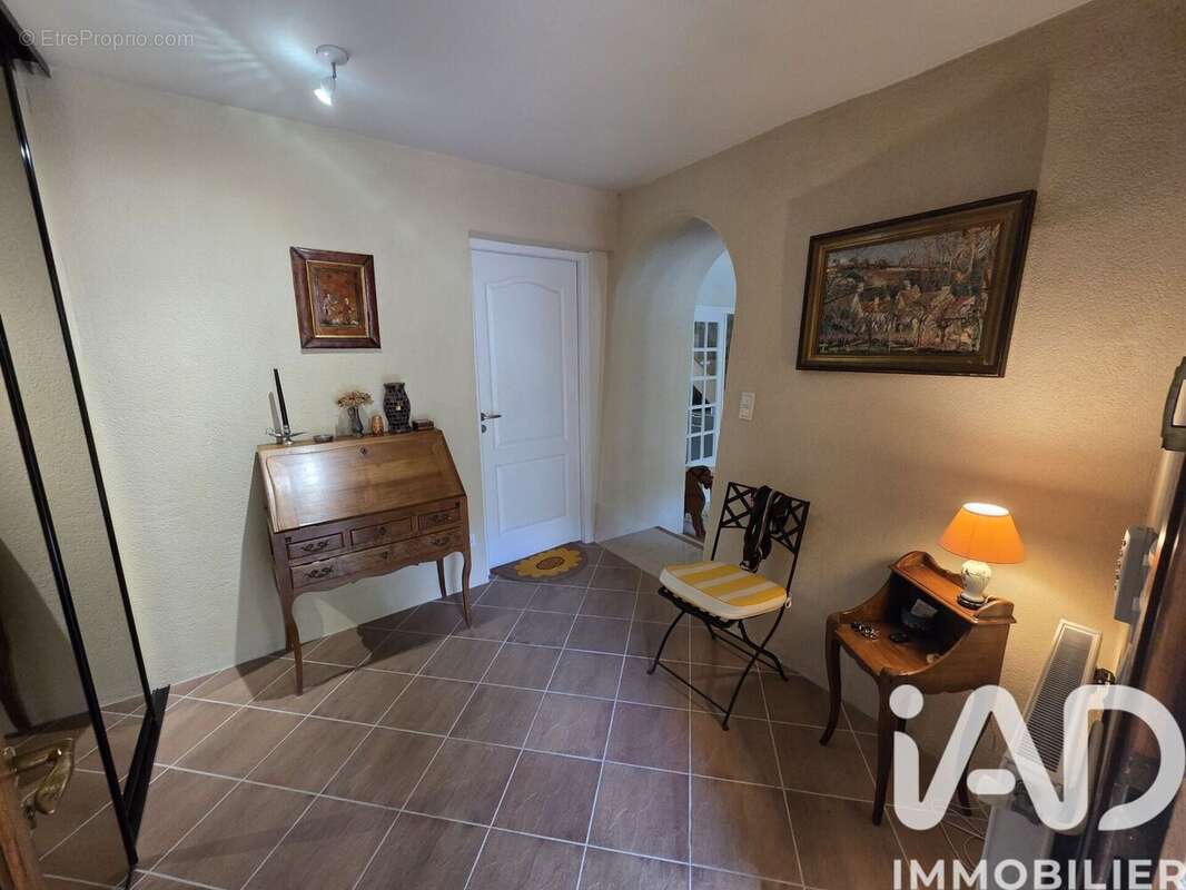 Maison 163 m² à Ambleon  - photo 5
