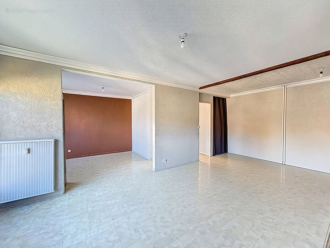 Appartement à BOURGOIN-JALLIEU