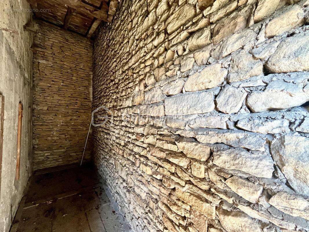 Appartement à CRECHES-SUR-SAONE