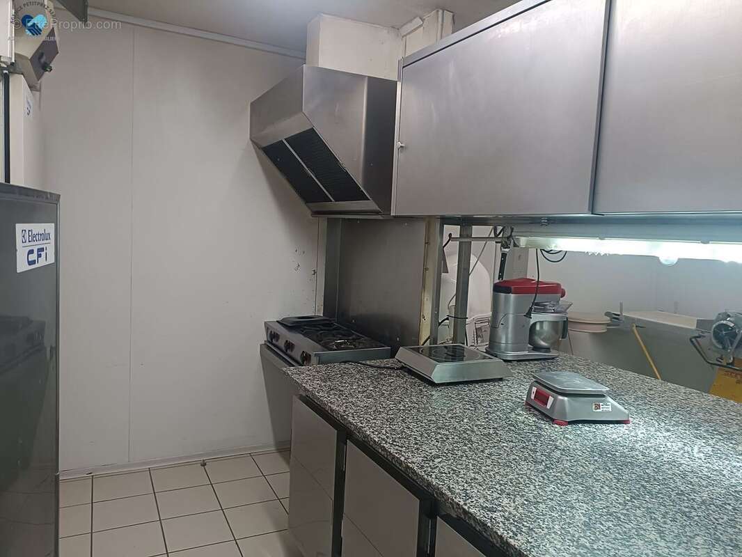 Commerce à MONTGISCARD