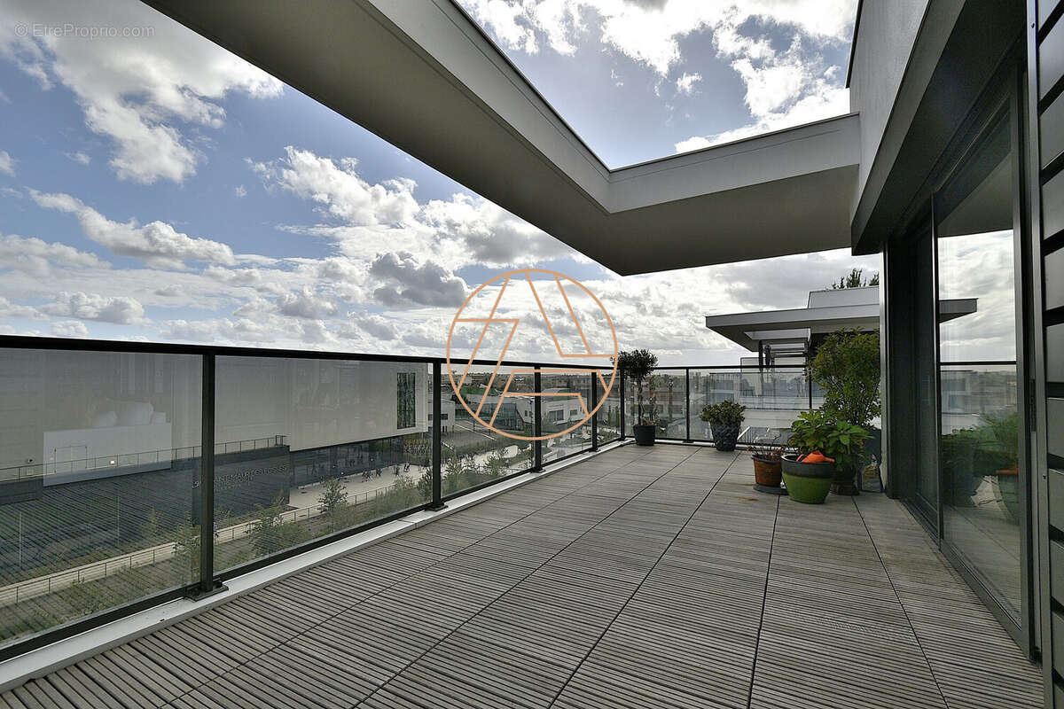 Appartement à SAINT-MAUR-DES-FOSSES