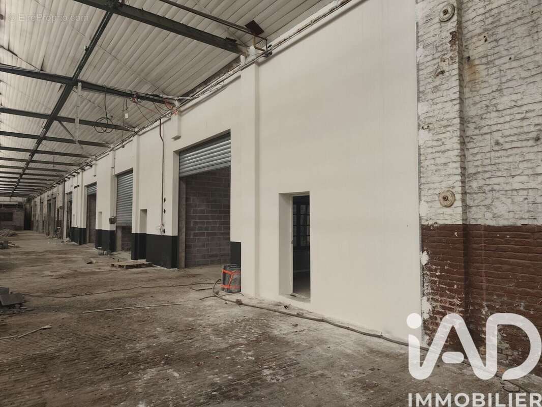 Parking 93 m² à Roubaix  - photo 2