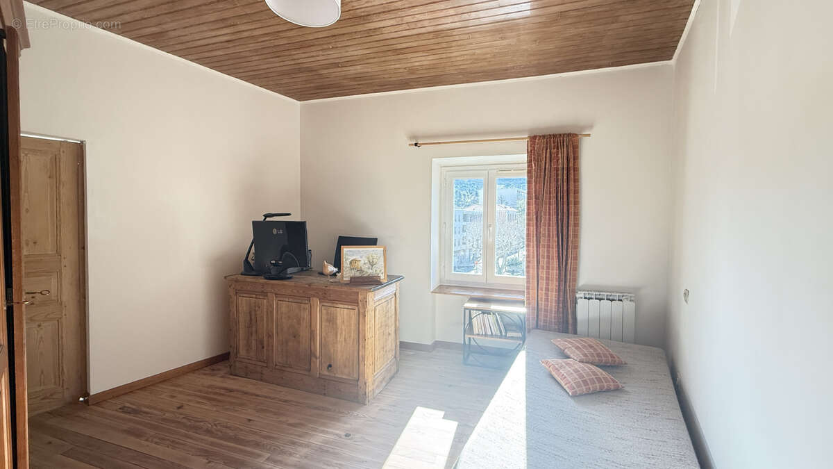 Appartement à APT