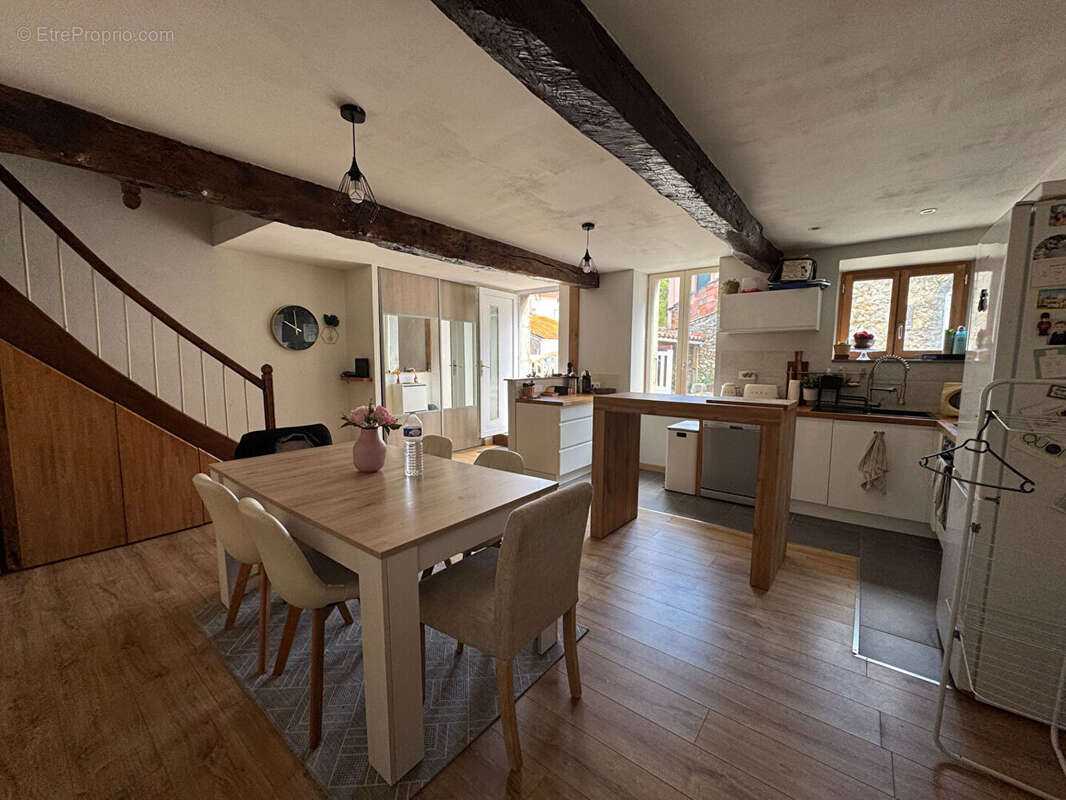 Maison Varilhes 7 pièce(s) 130 m2 habitables et jardin - photo 4