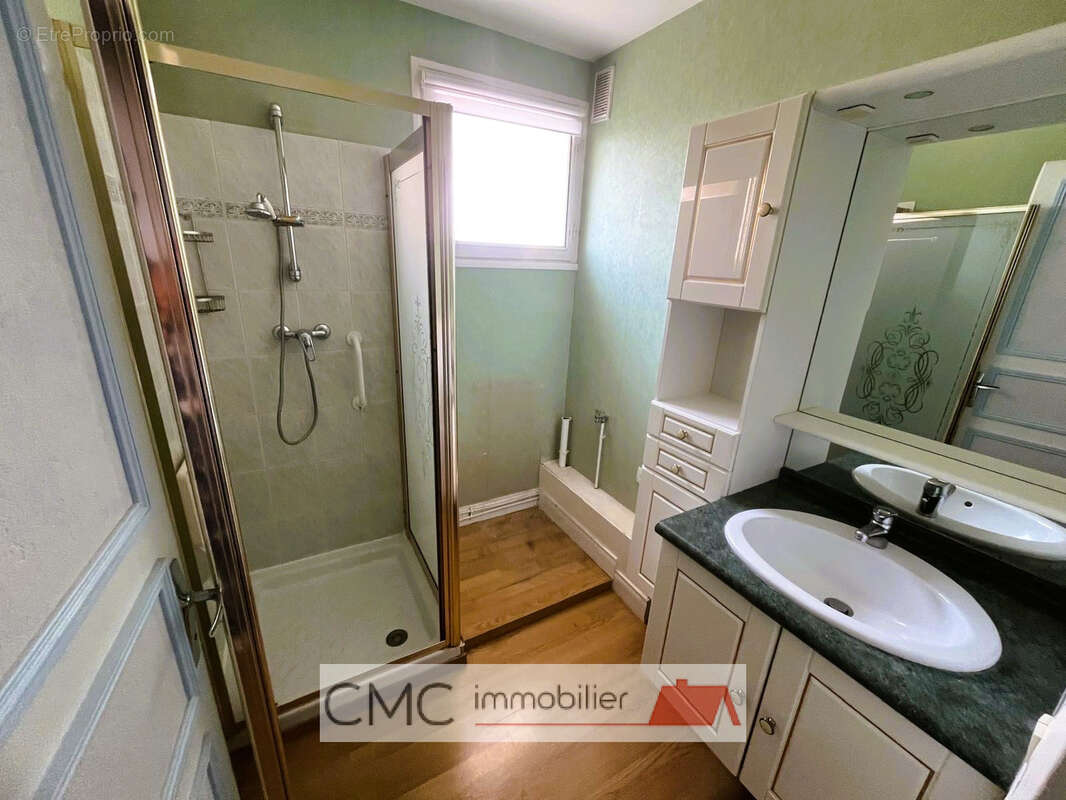 Appartement 82 m² à Chartres  - photo 10