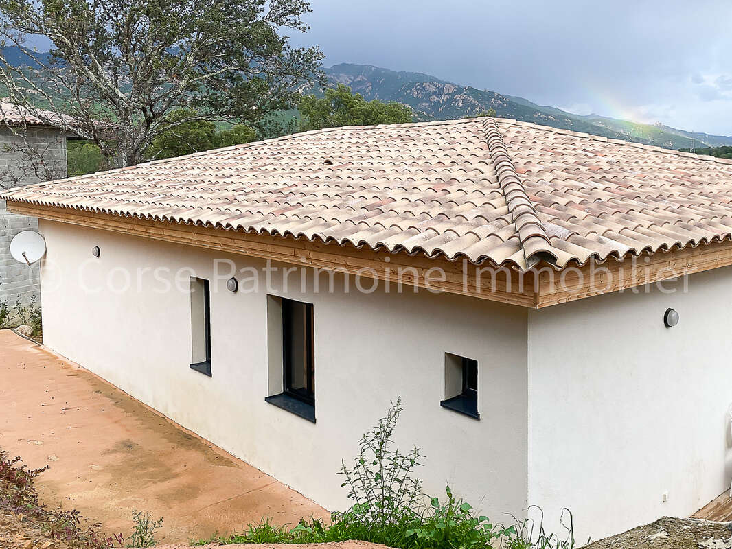 Maison à PORTO-VECCHIO