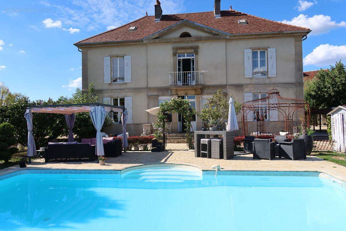 Maison à CHEMAUDIN