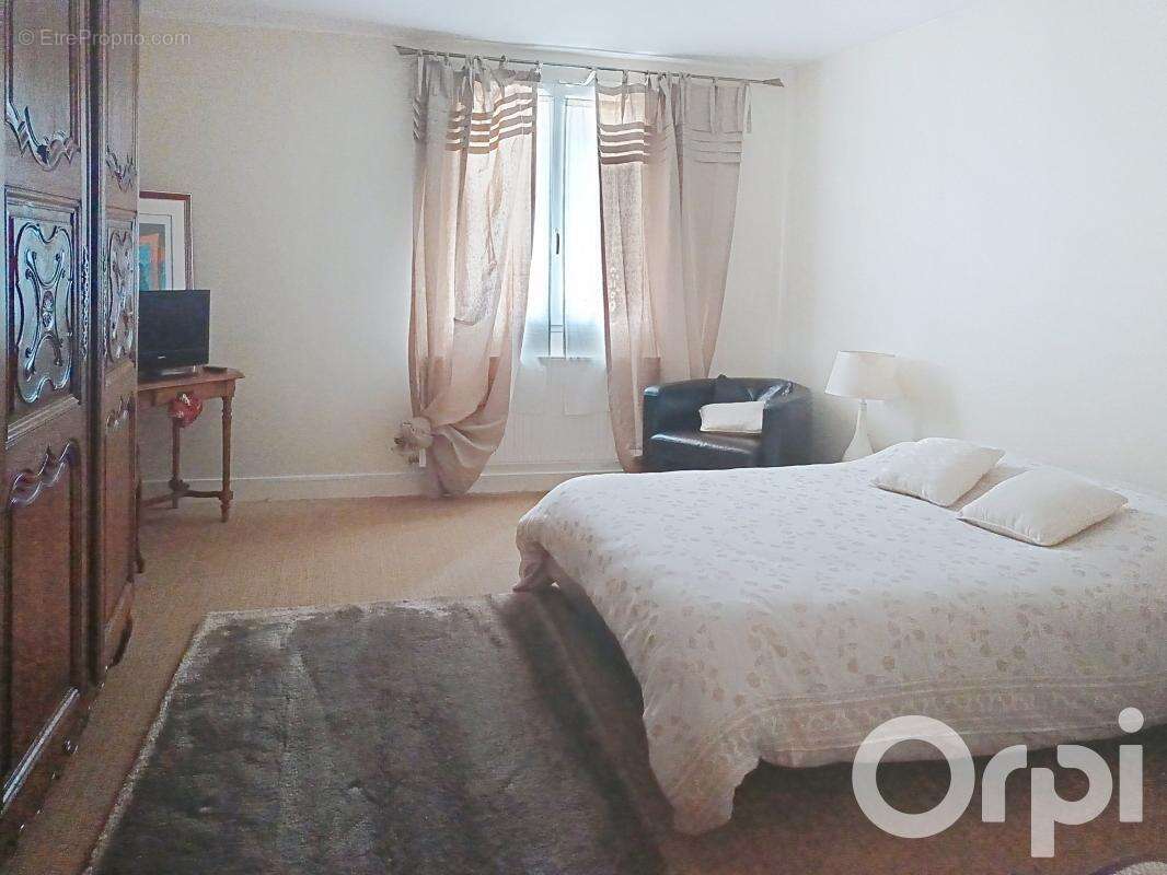 Maison à BALLAINVILLIERS