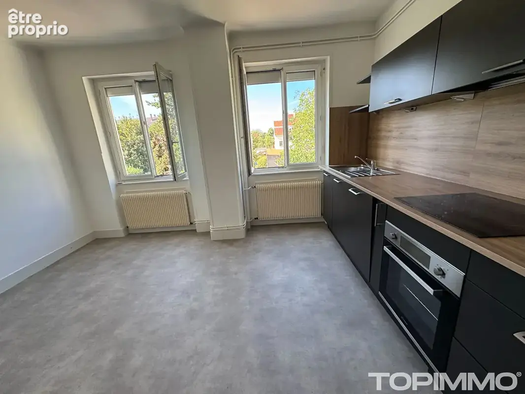 Immeuble au coeur du quartier sainte marie - photo 4
