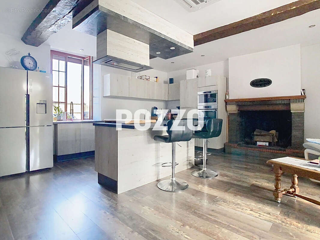 Maison à SAINT-GEORGES-DE-GREHAIGNE