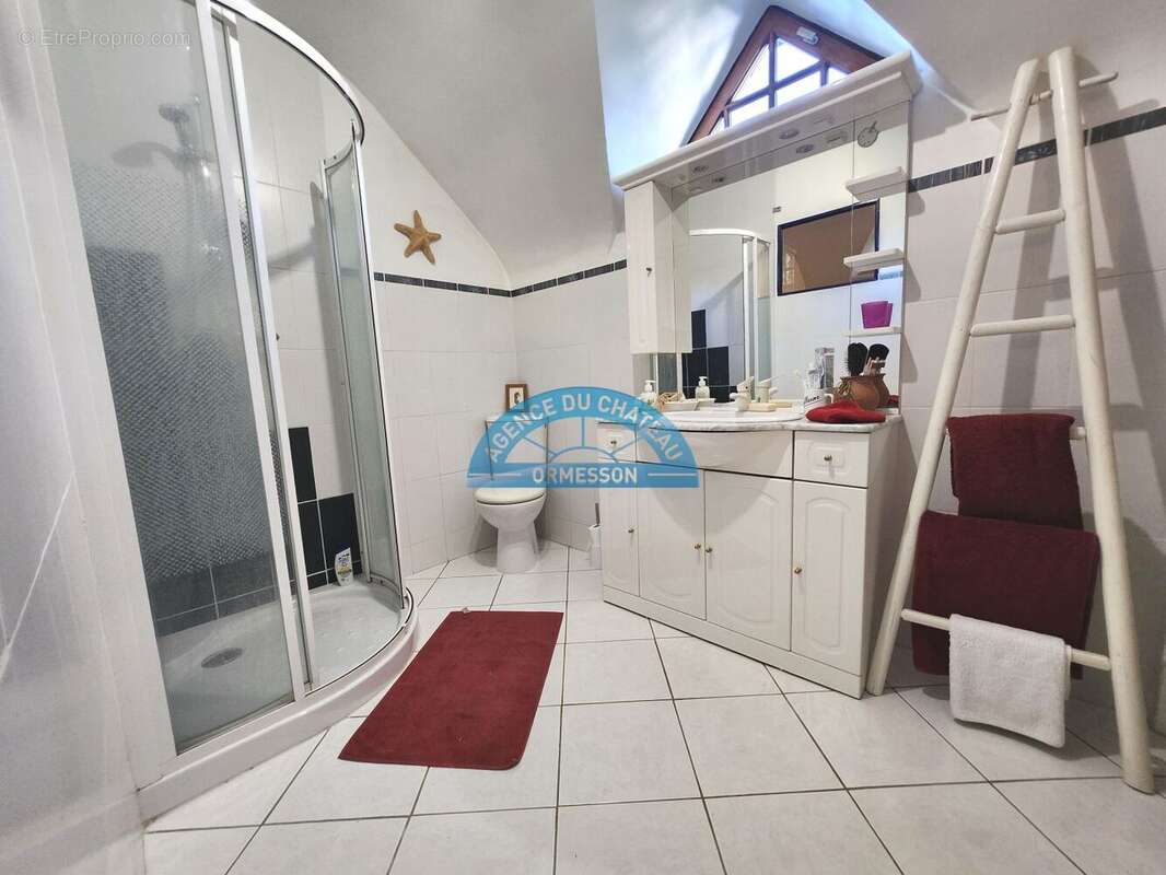 Maison à ORMESSON-SUR-MARNE