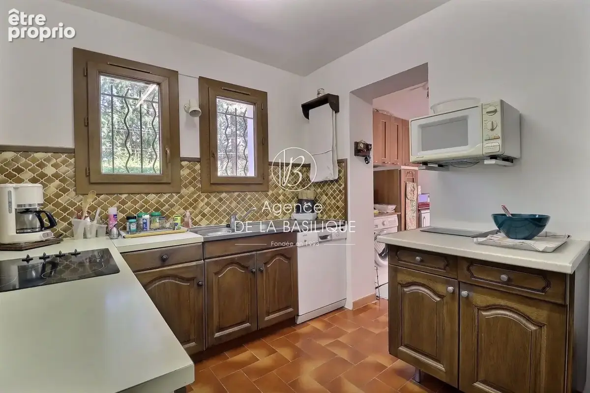 Maison 5 pièces 115 m² à vendre à Saint-Maximin-La-Sainte-Baume (83470) - photo 6