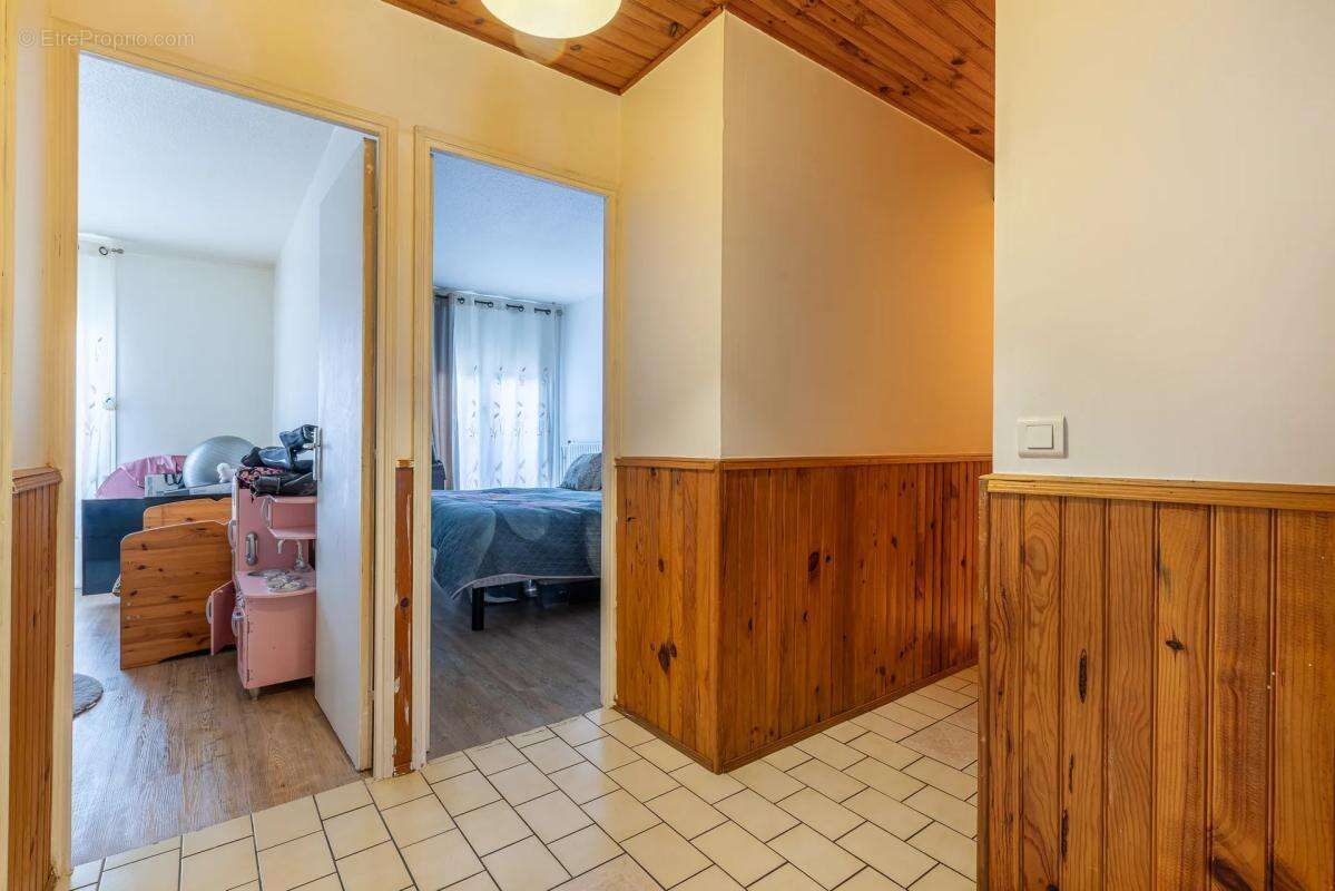 Appartement à SAVIGNY-LE-TEMPLE