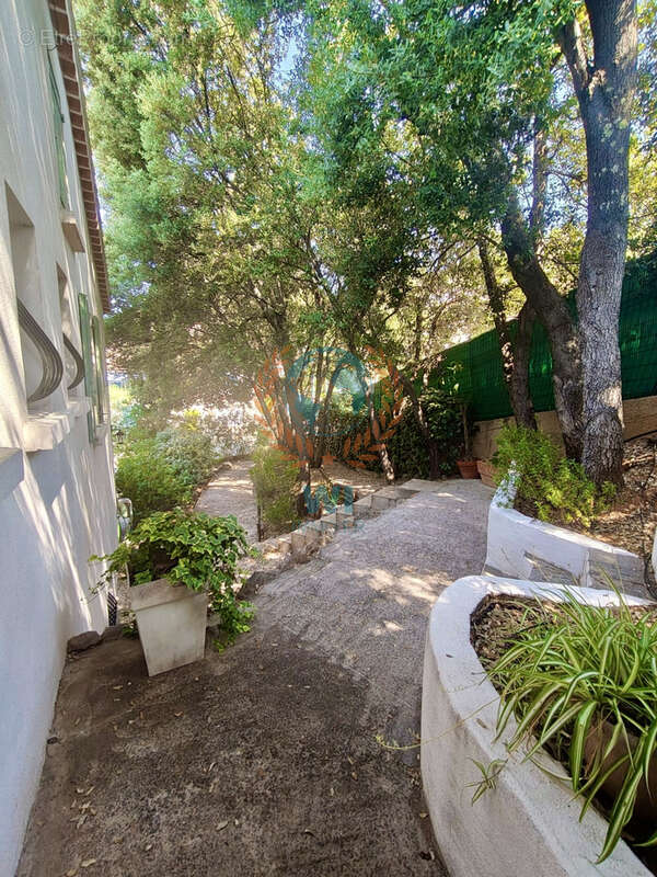 Maison à TARADEAU