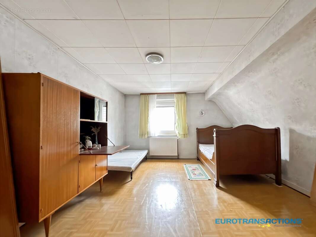 Maison à NIEDERMODERN