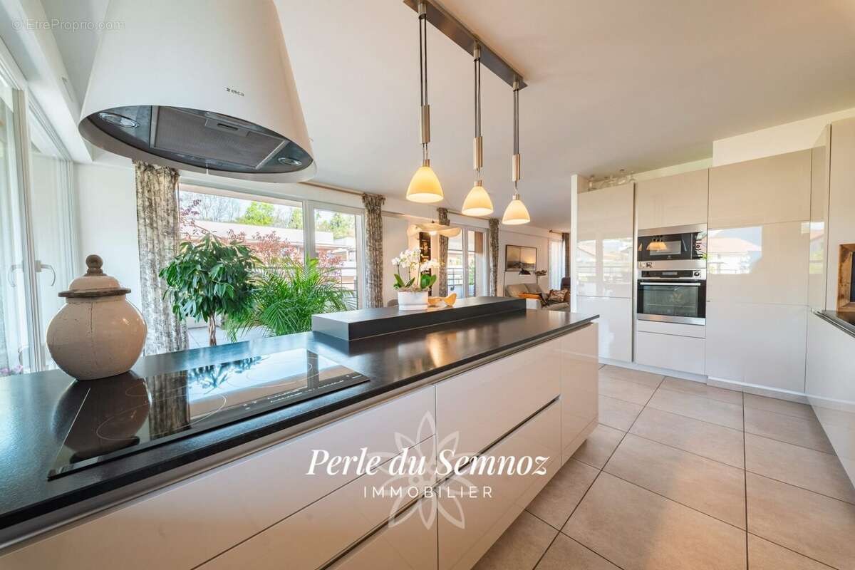 Appartement à SEYNOD