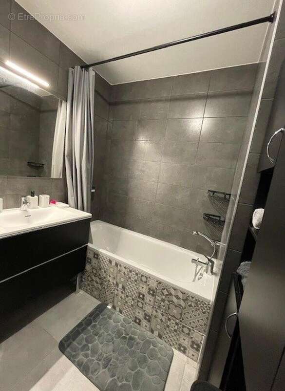 Photo 4 - Appartement à MARSEILLE-13E