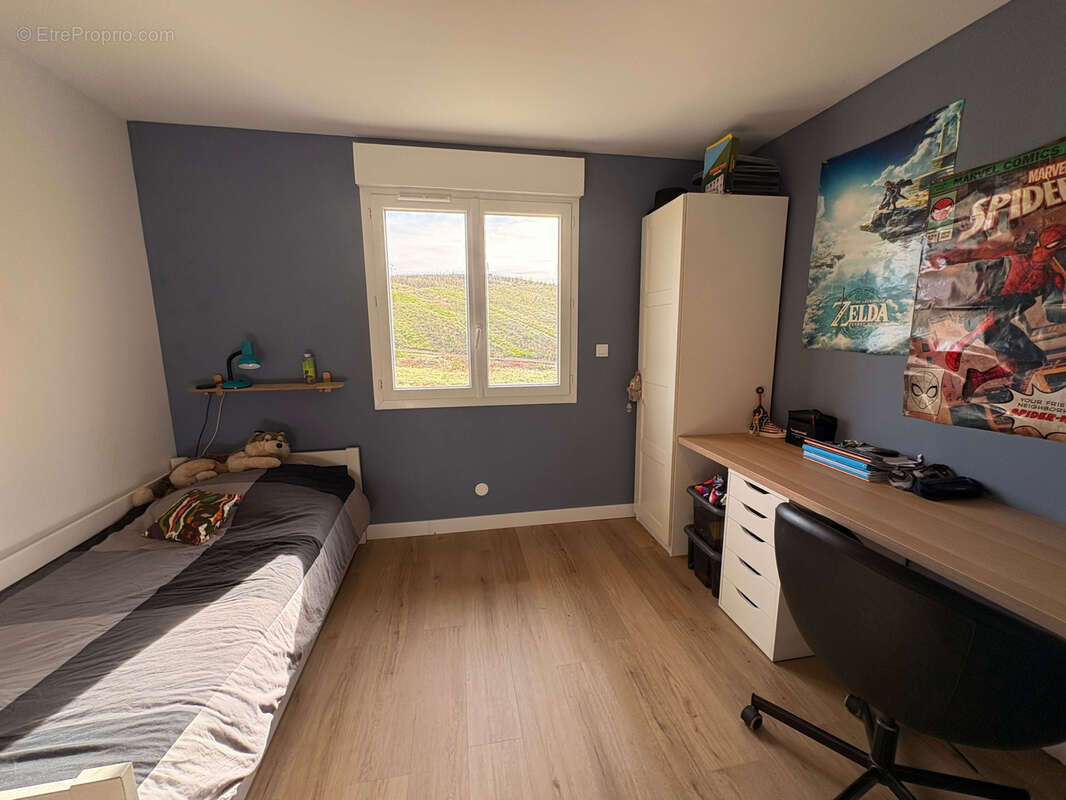 Maison à LE PERREON