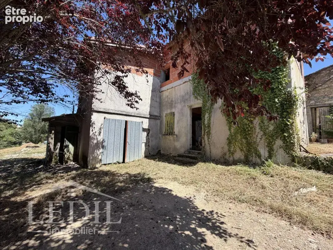 Maison à finir avec jardin et puits - photo 3
