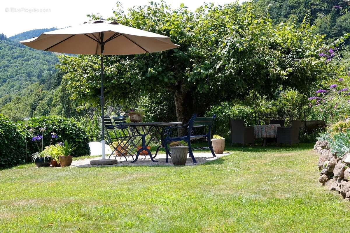 Appartement à PRIVAS