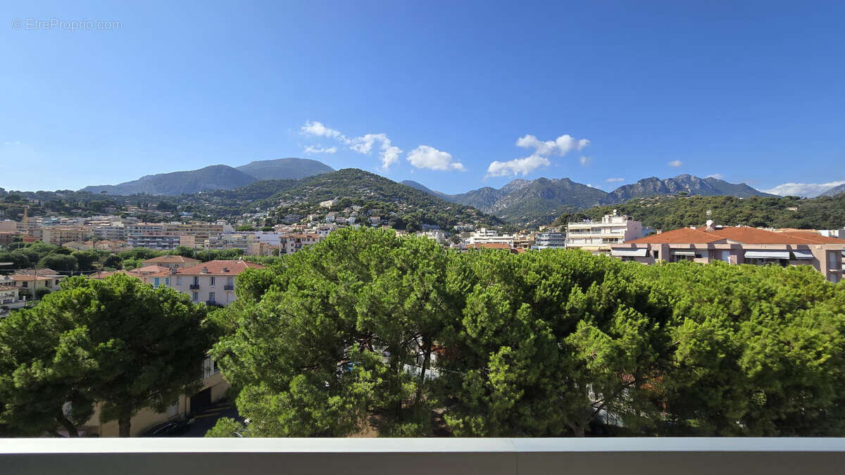 Appartement à ROQUEBRUNE-CAP-MARTIN