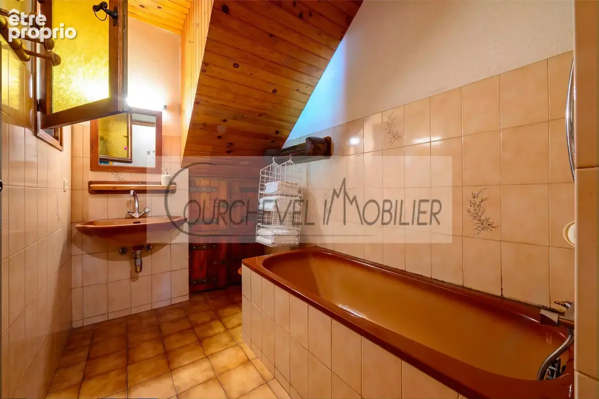 Chalet à proximité de Doucy et des 3 Vallées – Un potentiel exceptionnel - photo 12