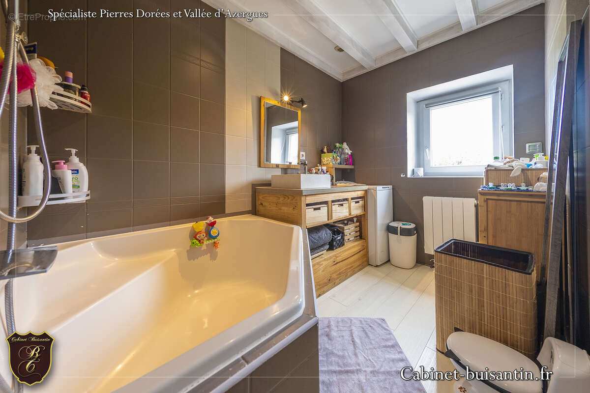 Appartement à LE BOIS-D'OINGT