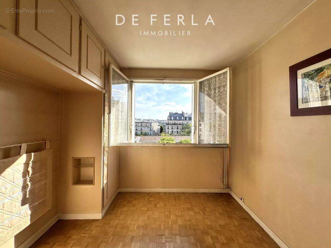 Paris XIVème - Moulin Vert: Appartement traversant de 3 pièces avec balcon à rénover - photo 7