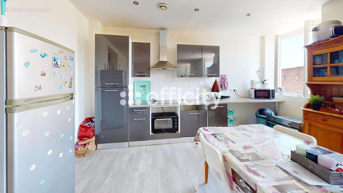 Appartement 937 m² à Roubaix  - photo 19