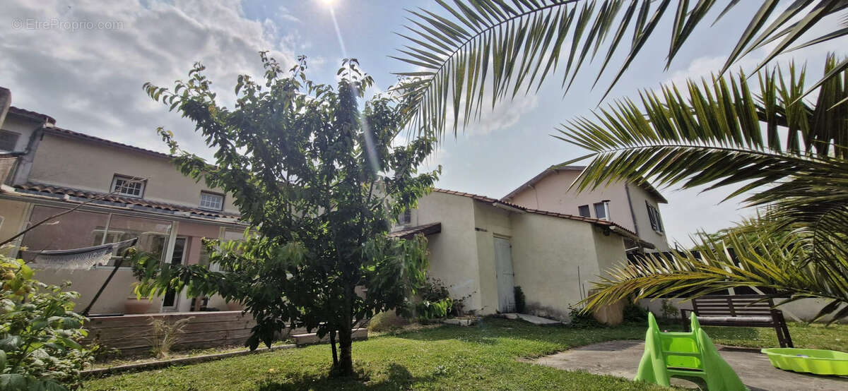 Maison à SAINT-CIERS-DU-TAILLON