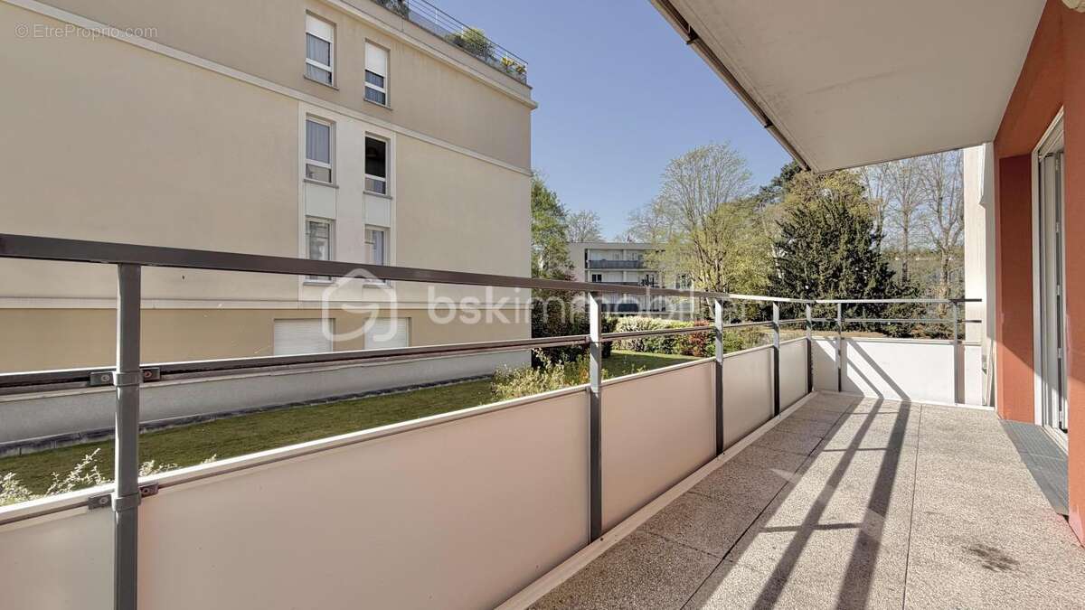 Appartement à SAINT-BRICE-SOUS-FORET