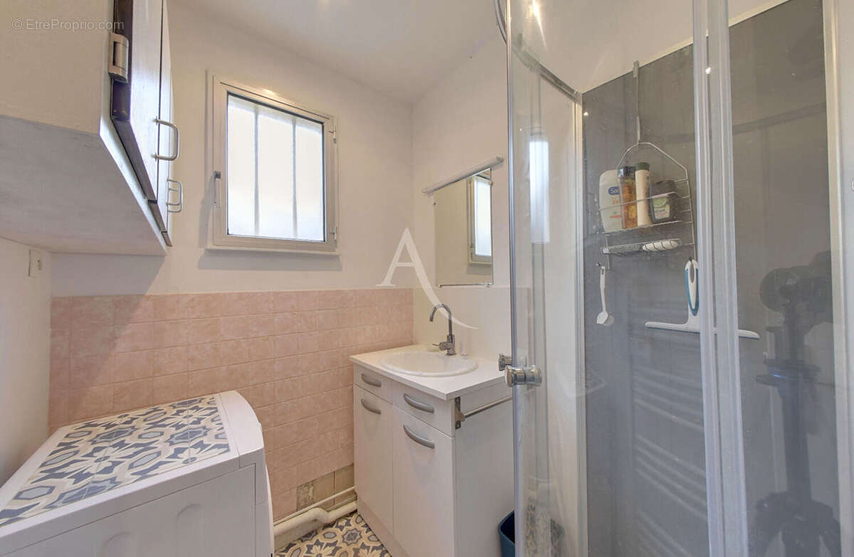 Maison à OZOIR-LA-FERRIERE