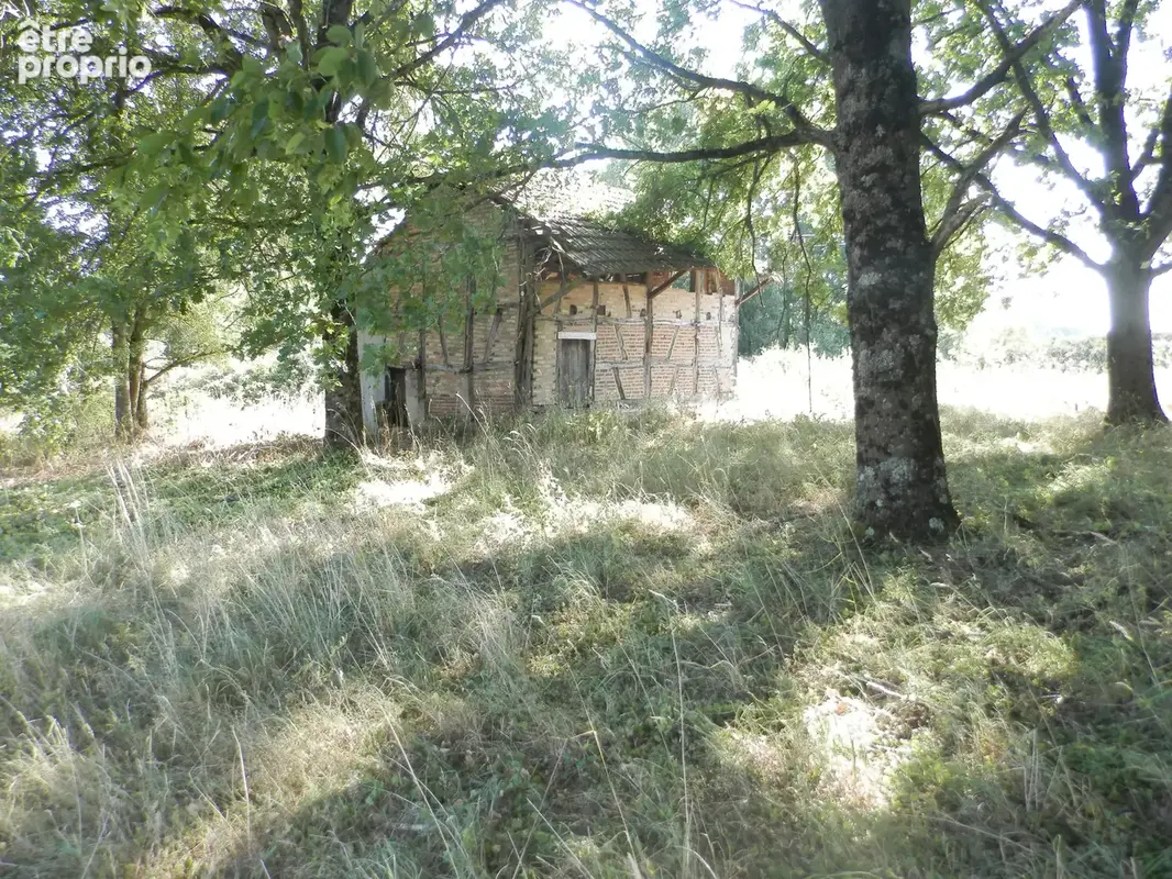 TERRAIN À VENDRE 1148 M²