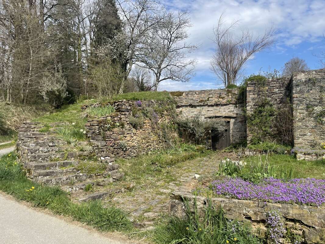 n°3 - Maison à SAINT-MARTIN-SAINTE-CATHERINE