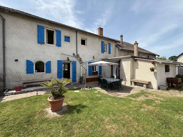 Maison à SAINT-PRIEST-BRAMEFANT