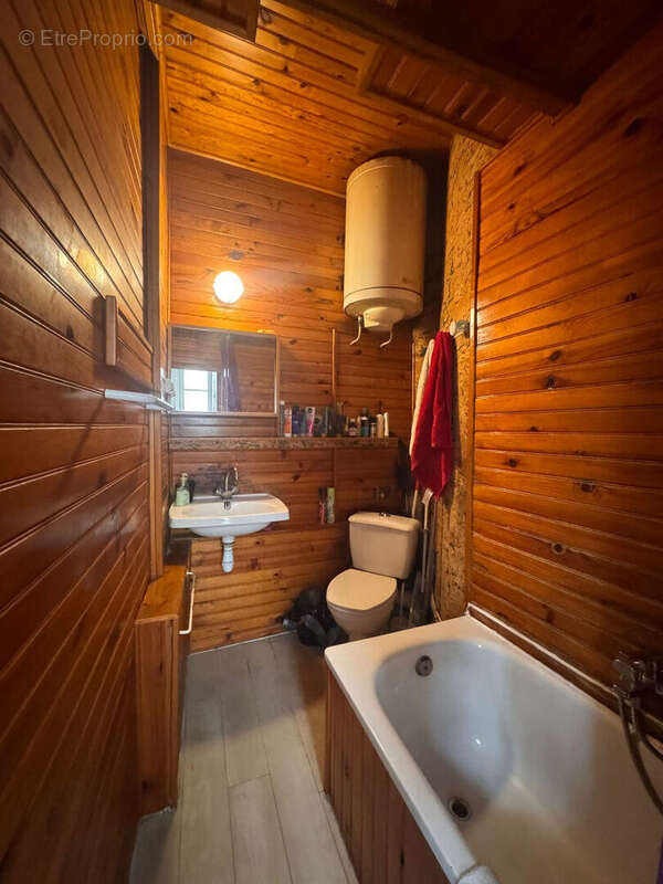 Appartement à PARIS-1E